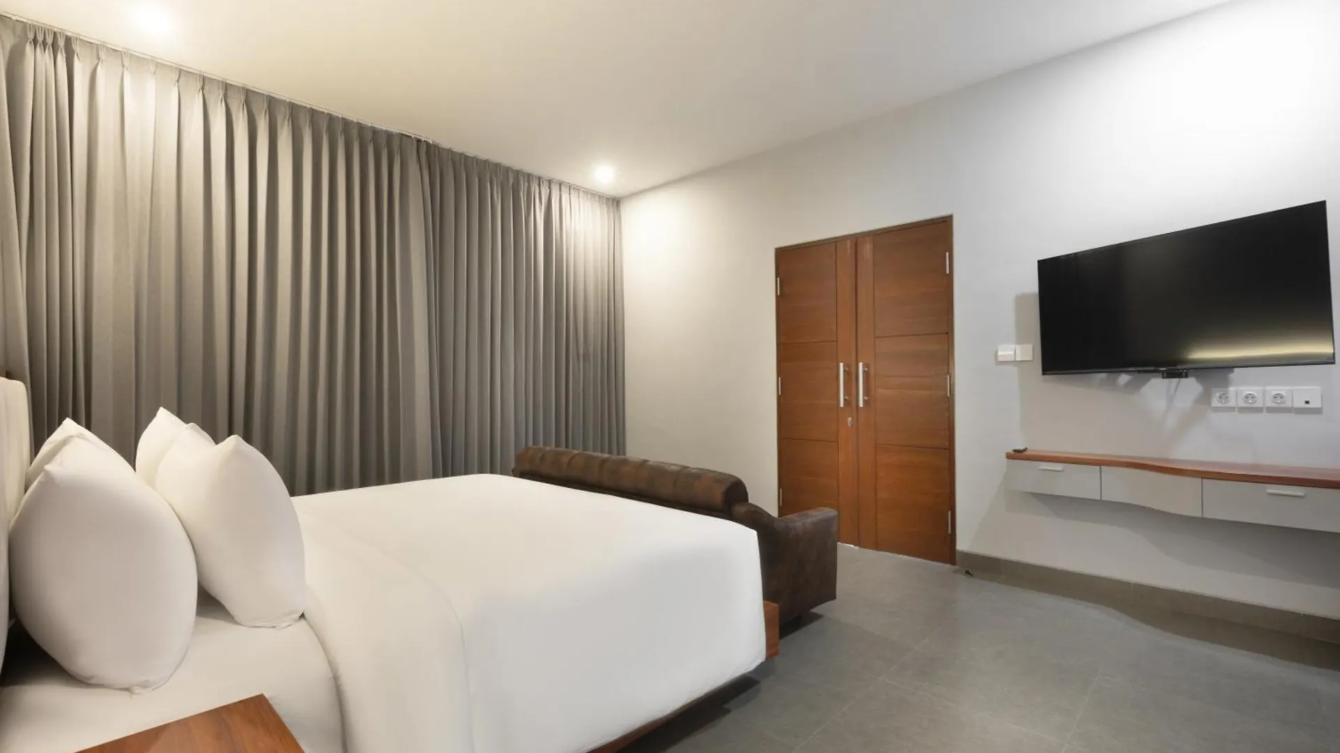 Imah Bali At Basangkasa Βίλα Σεμινιάκ
